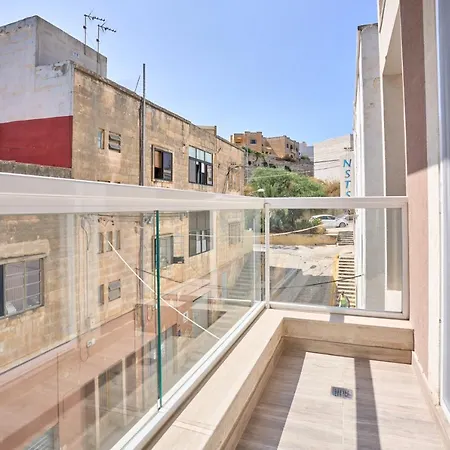 Highly Finished * Gzira