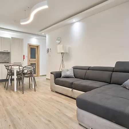 Highly Finished Apartamento Gzira